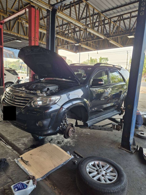 ซ่อมรถ_0